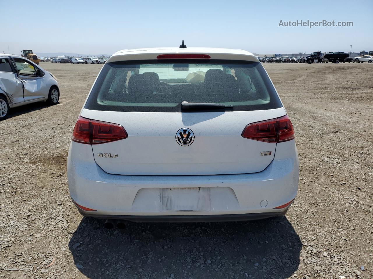 2015 Volkswagen Golf  White vin: 3VW917AU6FM104624