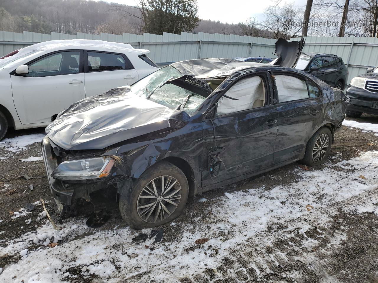 2018 Volkswagen Jetta Se Black vin: 3VWB67AJ2JM203524