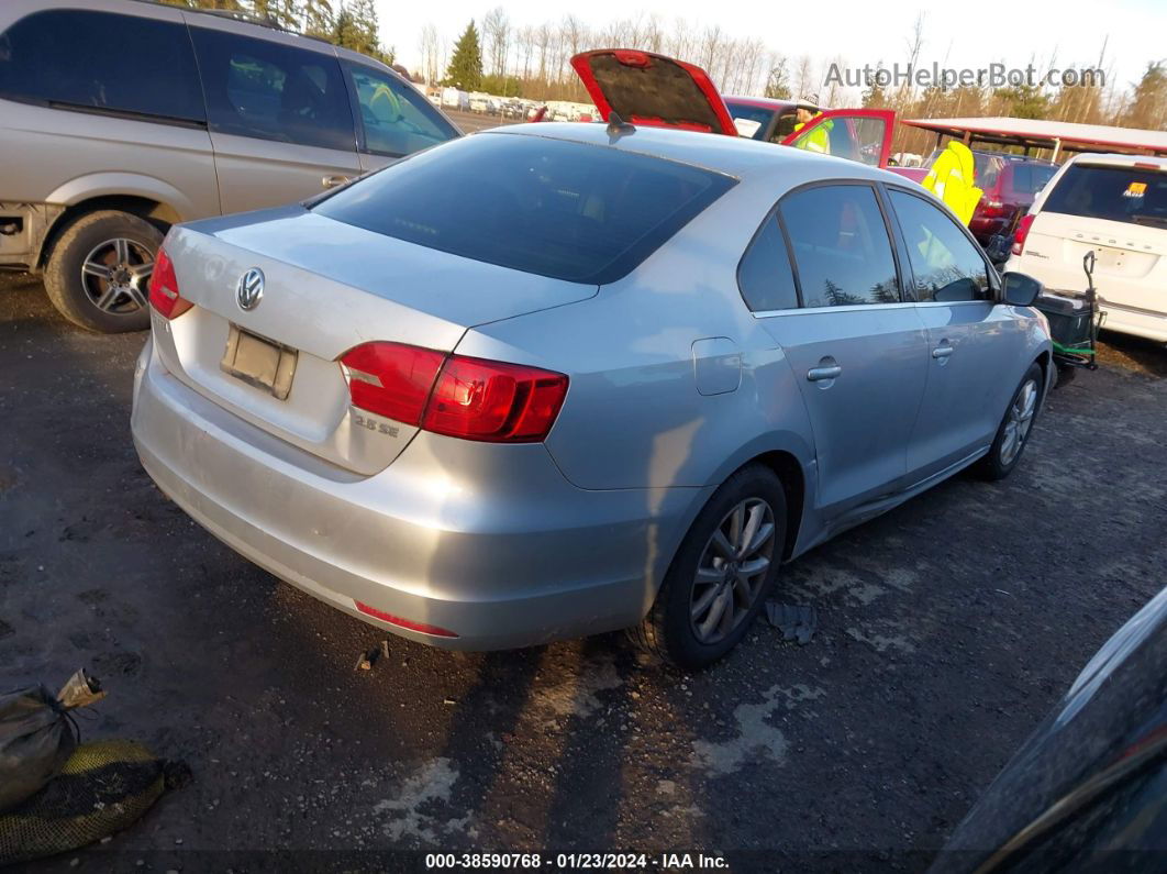 2013 Volkswagen Jetta 2.5l Se Silver vin: 3VWBP7AJ4DM455857