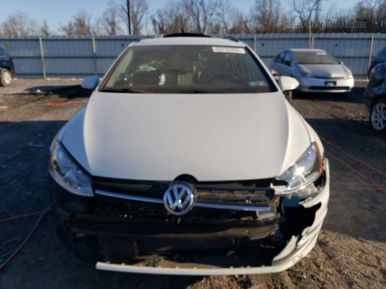 2017 Volkswagen Golf Sportwagen S White vin: 3VWC17AU0HM501268