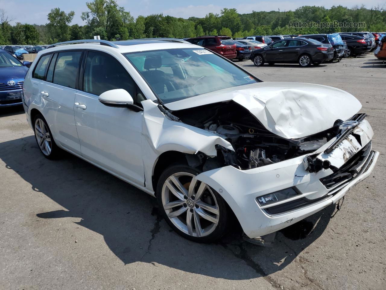 2016 Volkswagen Golf Sportwagen S White vin: 3VWC17AU3GM516491