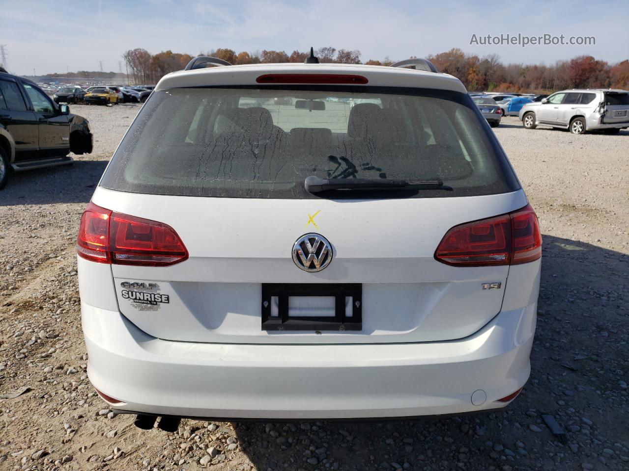2015 Volkswagen Golf Sportwagen S White vin: 3VWC17AU8FM513276