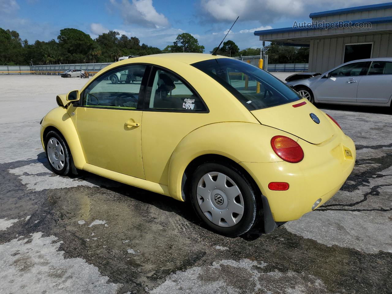 1999 Volkswagen New Beetle Gls Yellow vin: 3VWCC21C3XM451257