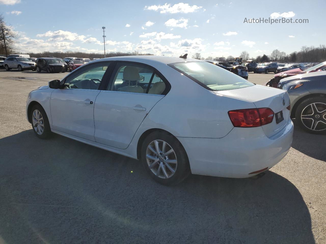 2014 Volkswagen Jetta Se White vin: 3VWD17AJ1EM322145