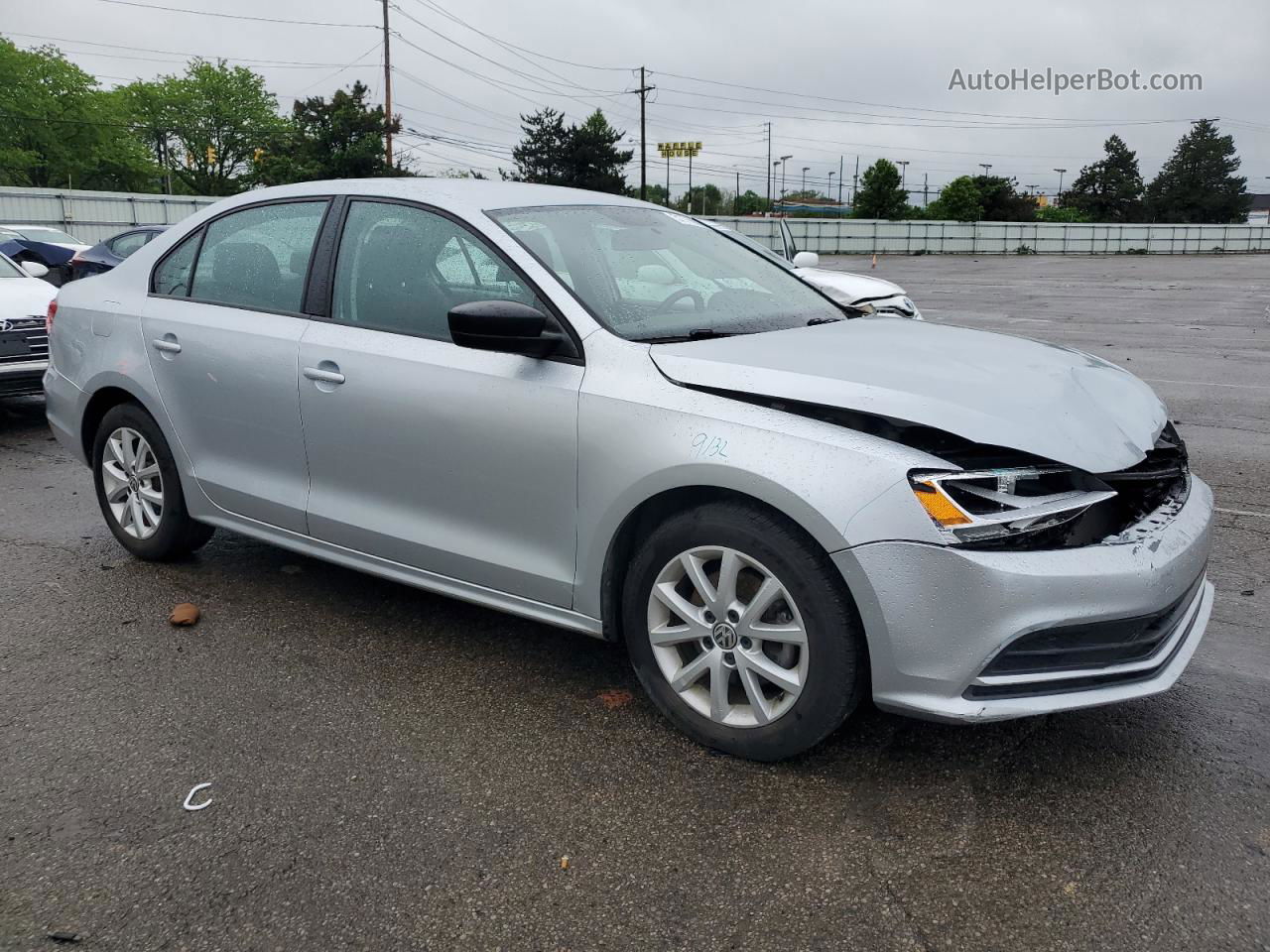 2015 Volkswagen Jetta Se Серебряный vin: 3VWD17AJ1FM317528