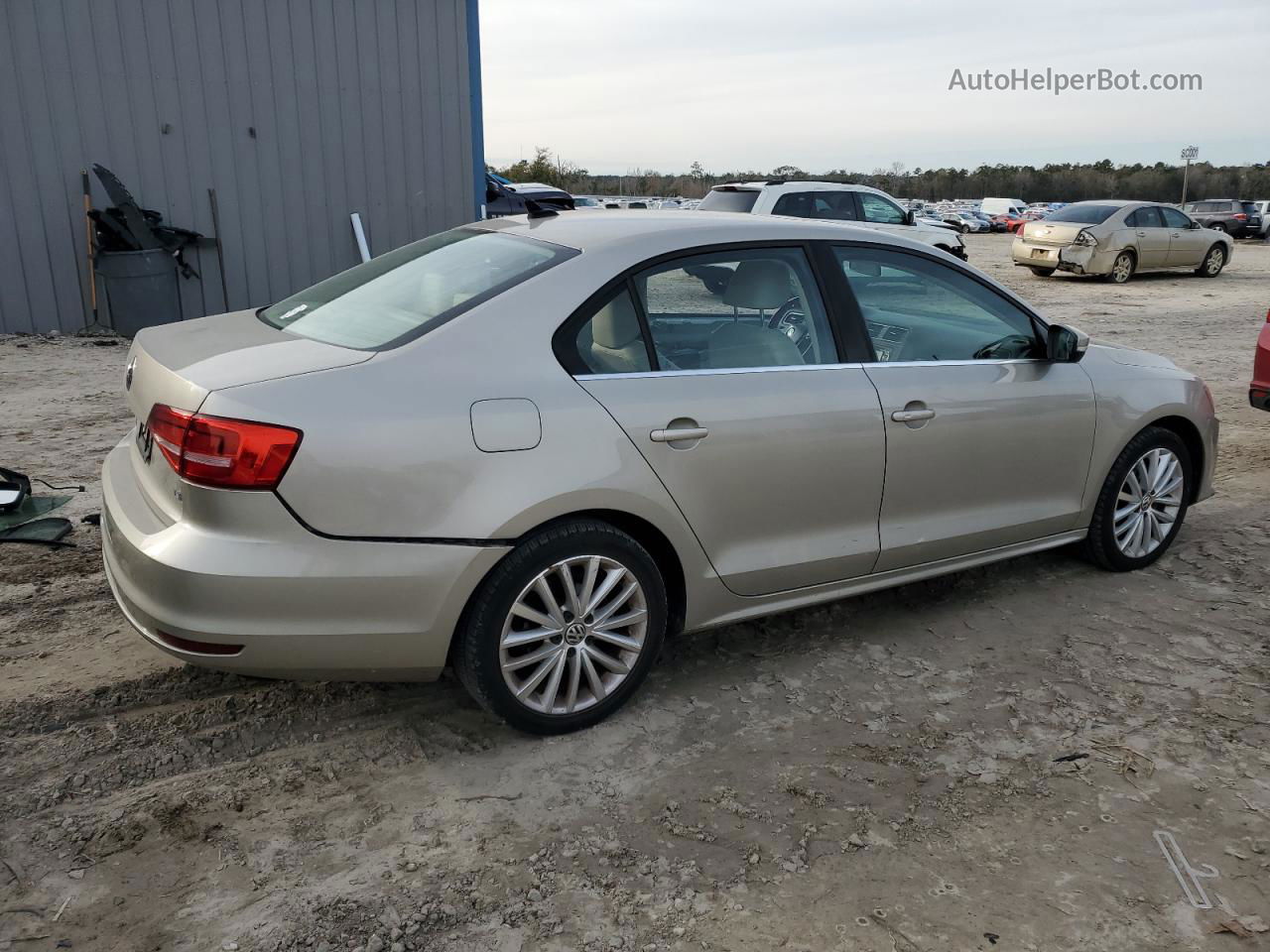 2015 Volkswagen Jetta Se Золотой vin: 3VWD17AJ1FM326388