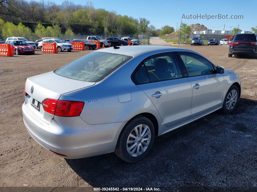 2014 Volkswagen Jetta 1.8t Se Silver vin: 3VWD17AJ2EM429026