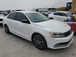 2016 Volkswagen Jetta Sport White vin: 3VWD17AJ2GM261097