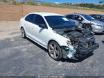 2016 Volkswagen Jetta 1.8t Sport Белый vin: 3VWD17AJ2GM328118