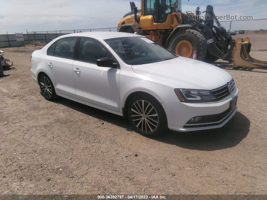 2016 Volkswagen Jetta Sedan 1.8t Sport White vin: 3VWD17AJ3GM289507