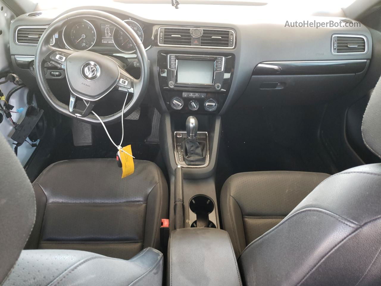 2018 Volkswagen Jetta Sport White vin: 3VWD17AJ3JM210215