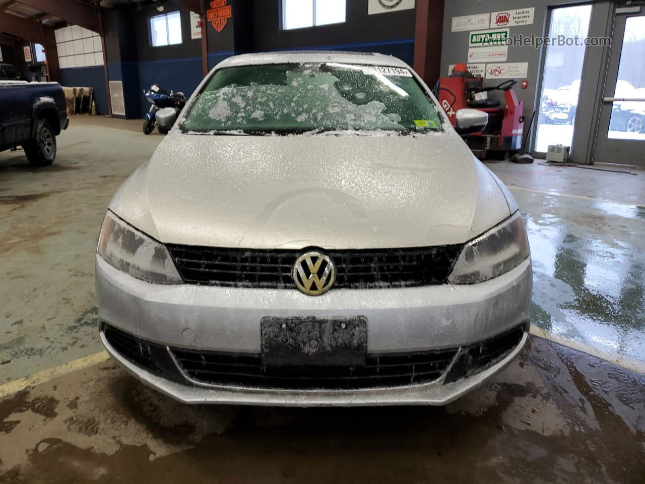 2014 Volkswagen Jetta Se Серебряный vin: 3VWD17AJ5EM405495