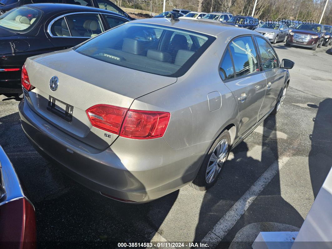 2014 Volkswagen Jetta   vin: 3VWD17AJXEM286357