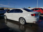 2016 Volkswagen Jetta Se Белый vin: 3VWD67AJ0GM297114