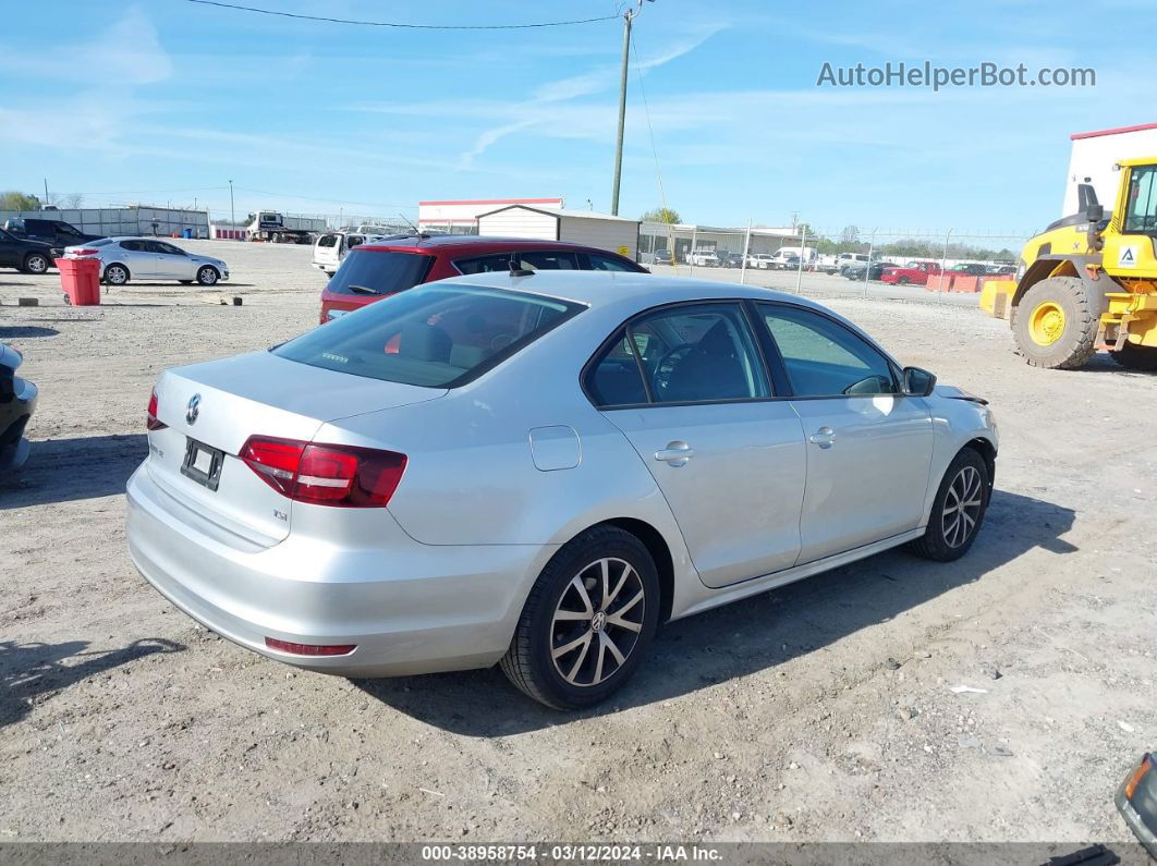 2016 Volkswagen Jetta 1.4t Se Silver vin: 3VWD67AJ9GM253533