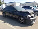 2018 Volkswagen Jetta Se Black vin: 3VWDB7AJ1JM211344