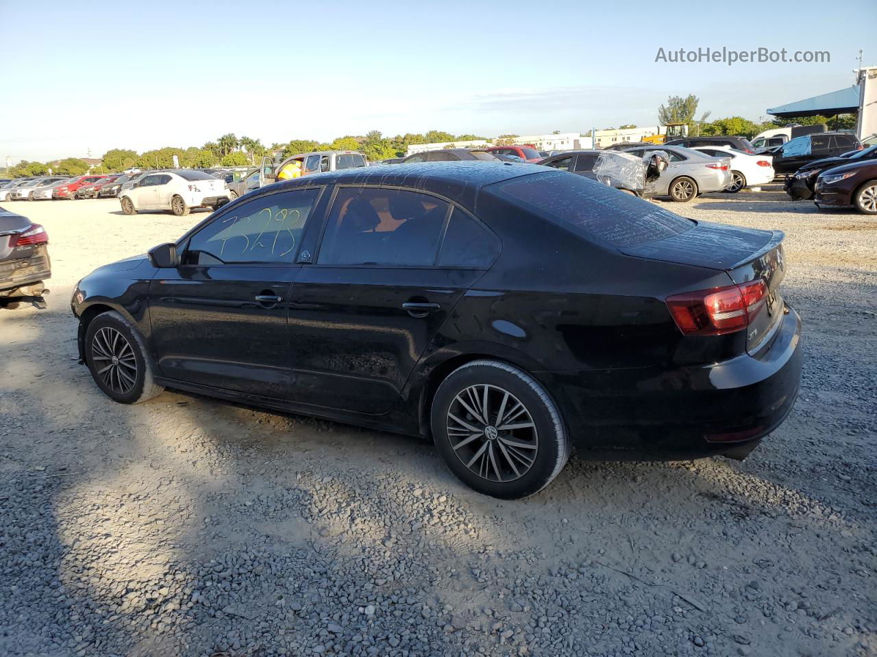 2018 Volkswagen Jetta Se Black vin: 3VWDB7AJ1JM240004