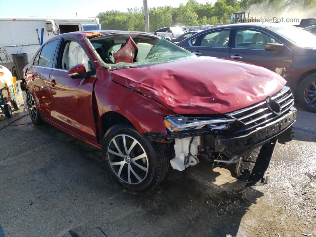 2018 Volkswagen Jetta Se Maroon vin: 3VWDB7AJ2JM227858