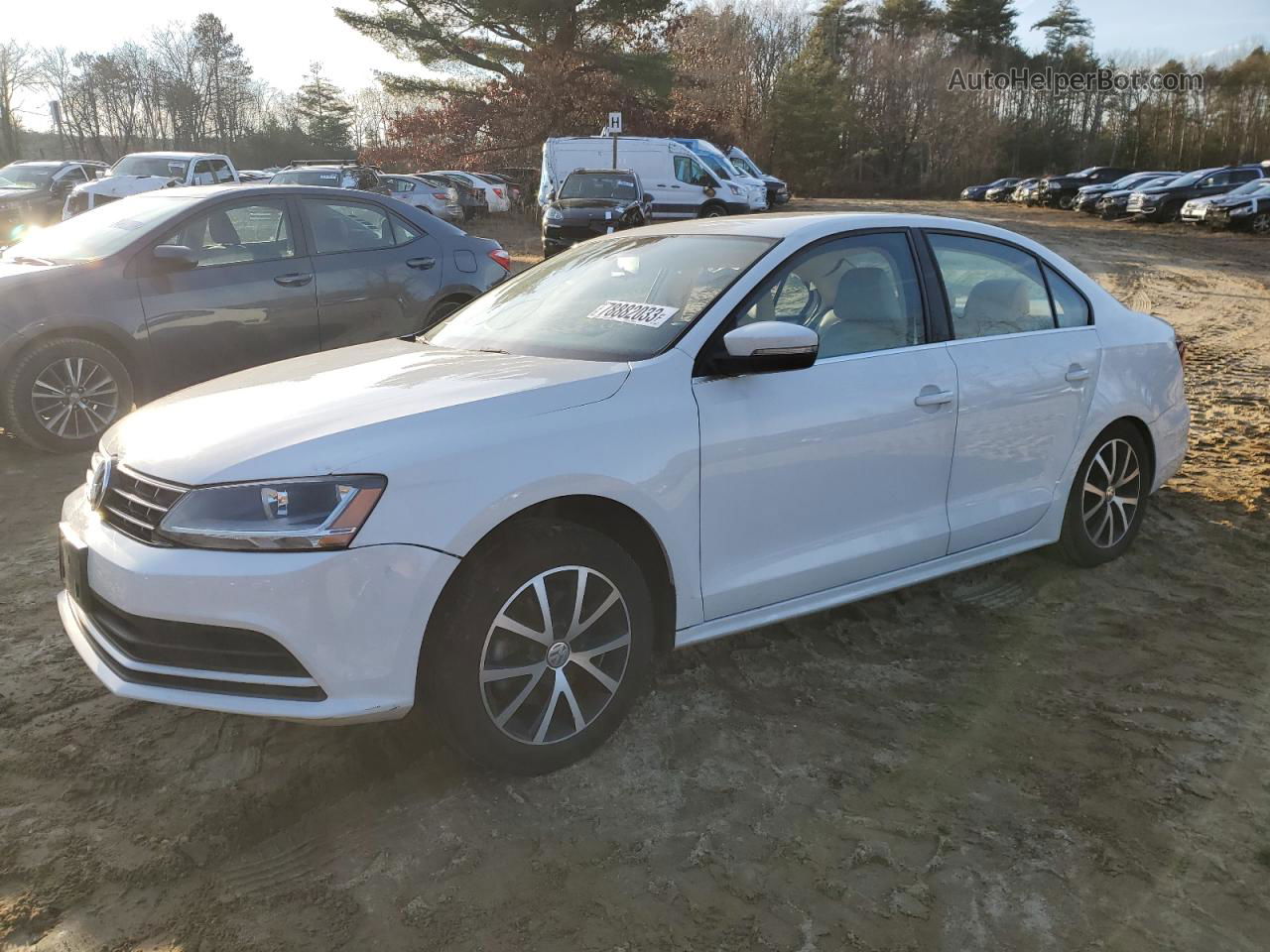 2018 Volkswagen Jetta Se Белый vin: 3VWDB7AJ2JM256633