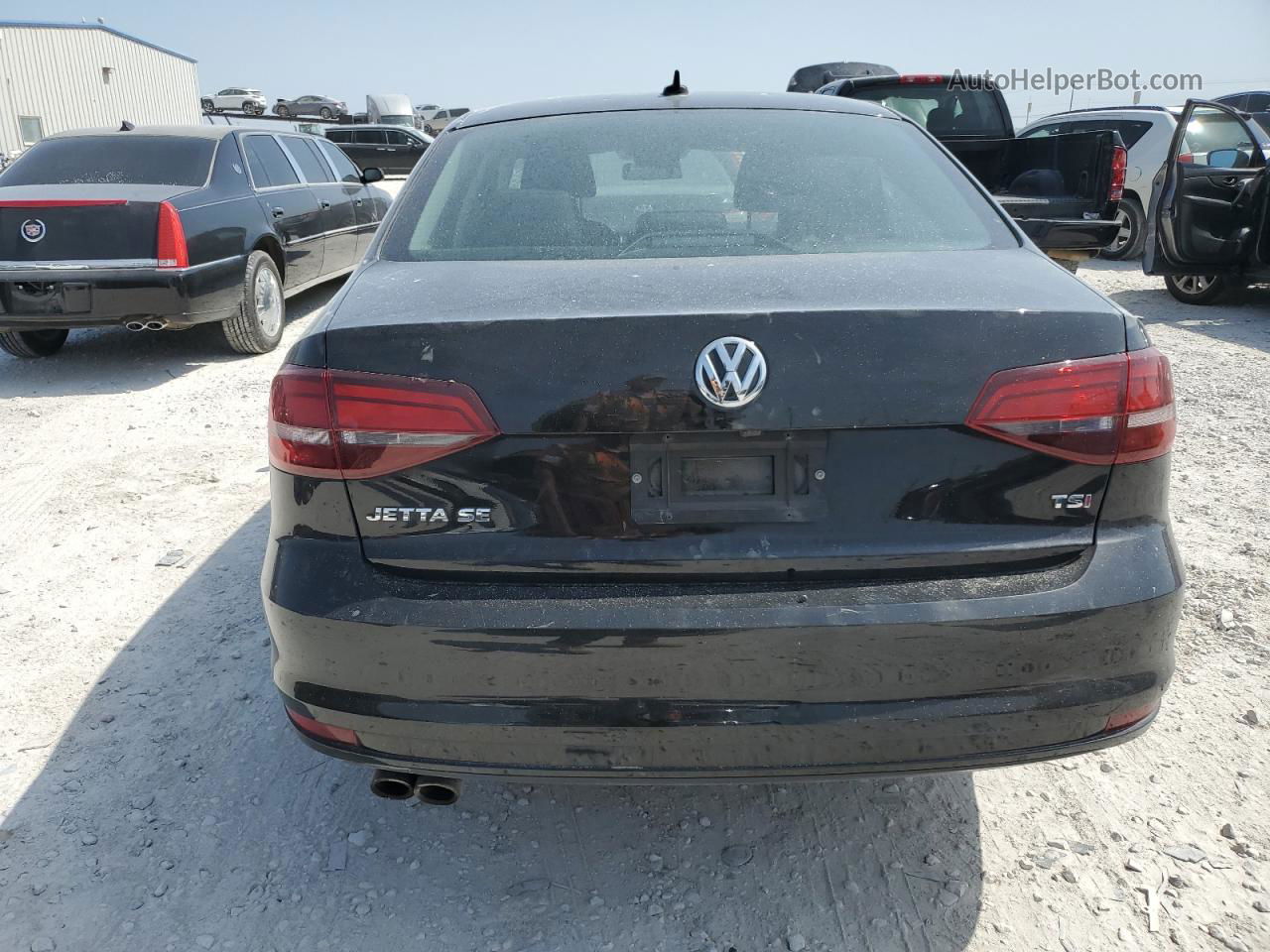 2018 Volkswagen Jetta Se Black vin: 3VWDB7AJ4JM250803