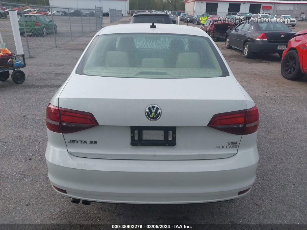 2018 Volkswagen Jetta 1.4t Se/1.4t Wolfsburg Edition White vin: 3VWDB7AJ6JM229130