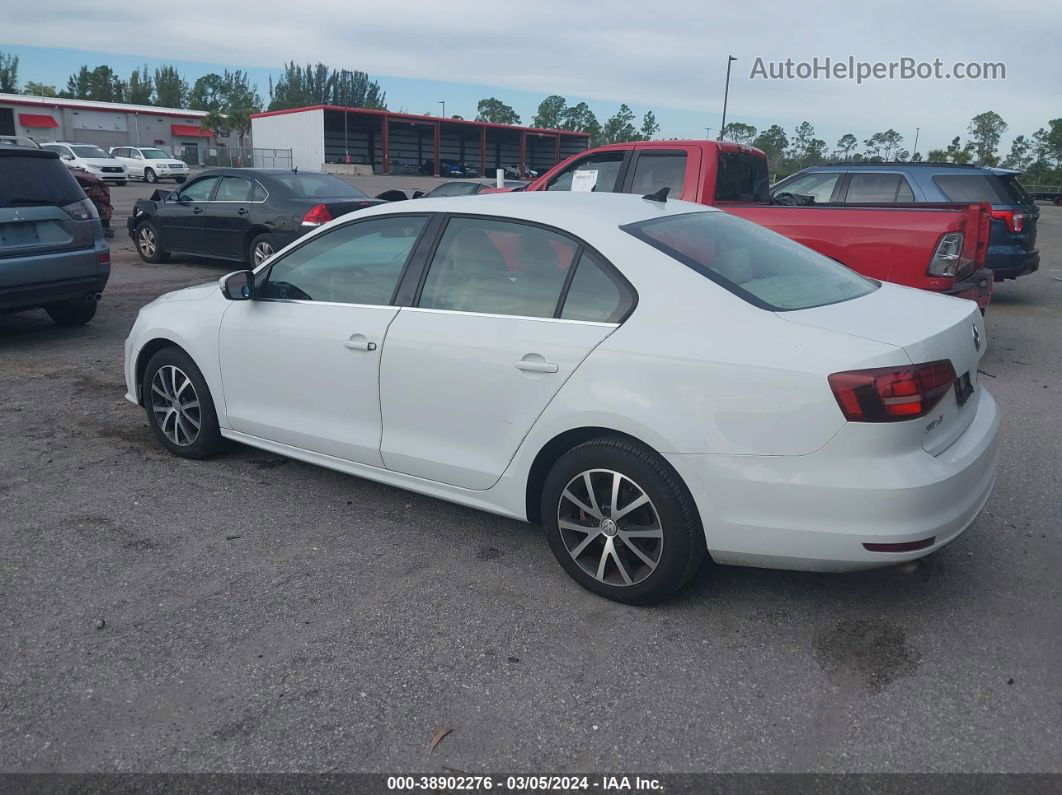 2018 Volkswagen Jetta 1.4t Se/1.4t Wolfsburg Edition White vin: 3VWDB7AJ6JM229130