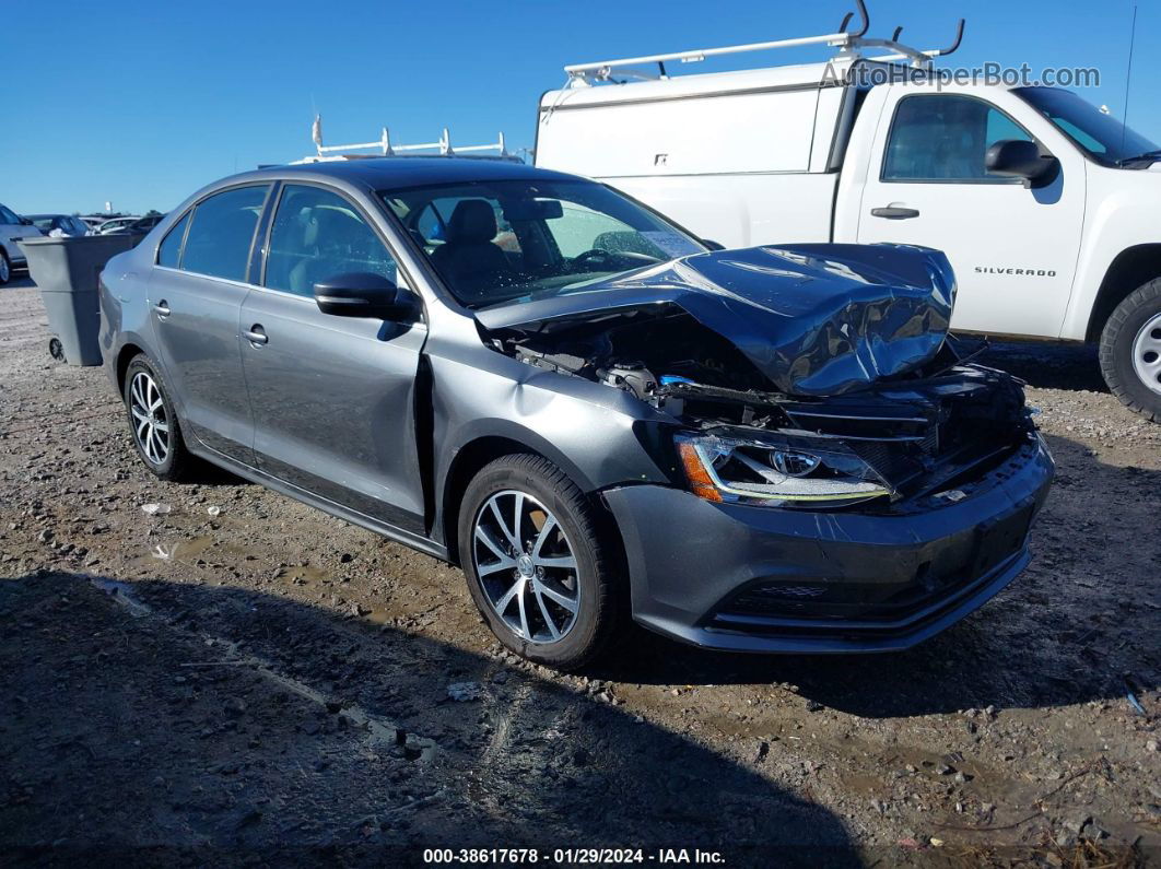 2018 Volkswagen Jetta 1.4t Se/1.4t Wolfsburg Edition Gray vin: 3VWDB7AJ7JM228827