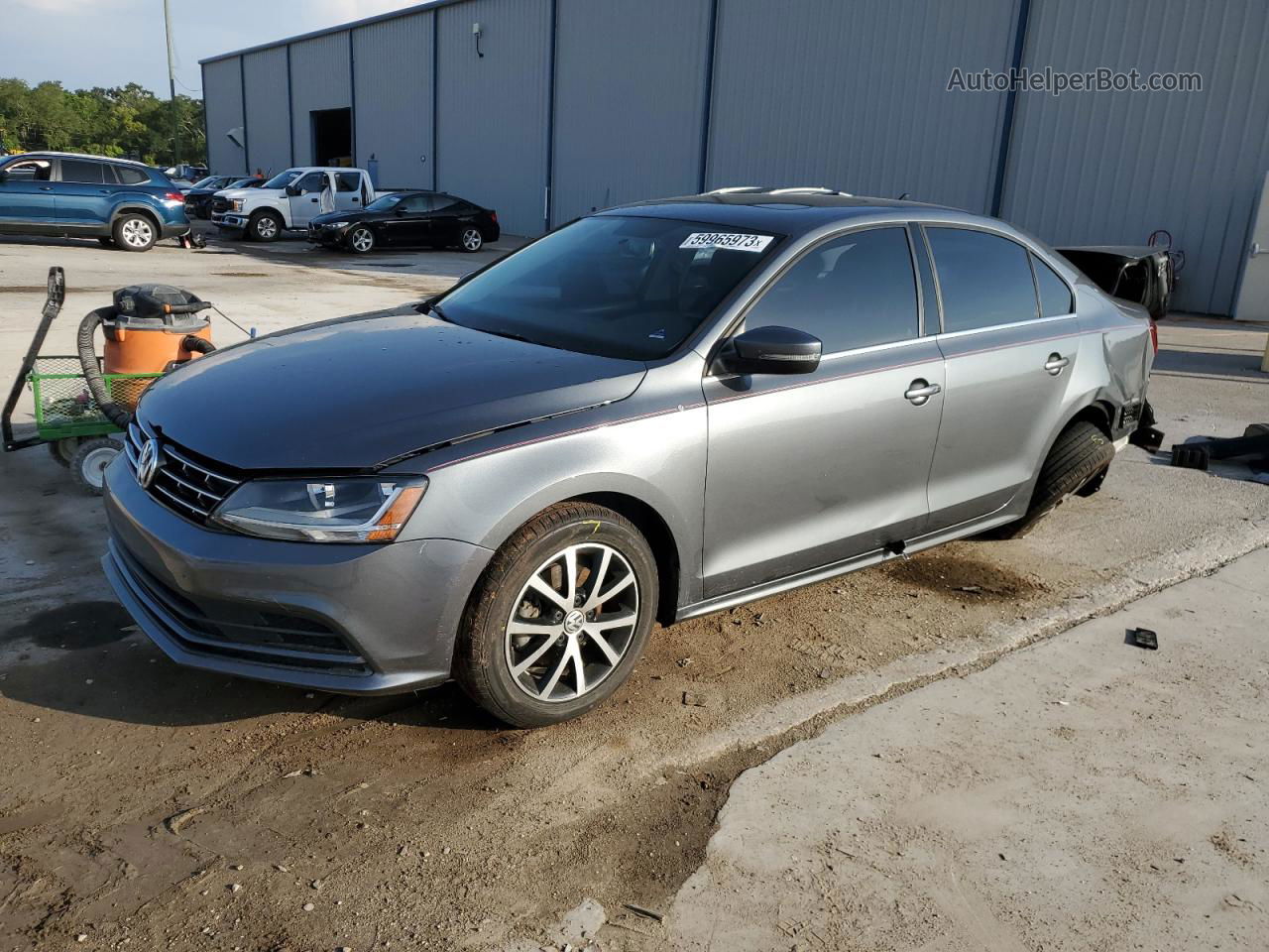 2018 Volkswagen Jetta Se Gray vin: 3VWDB7AJ7JM263688