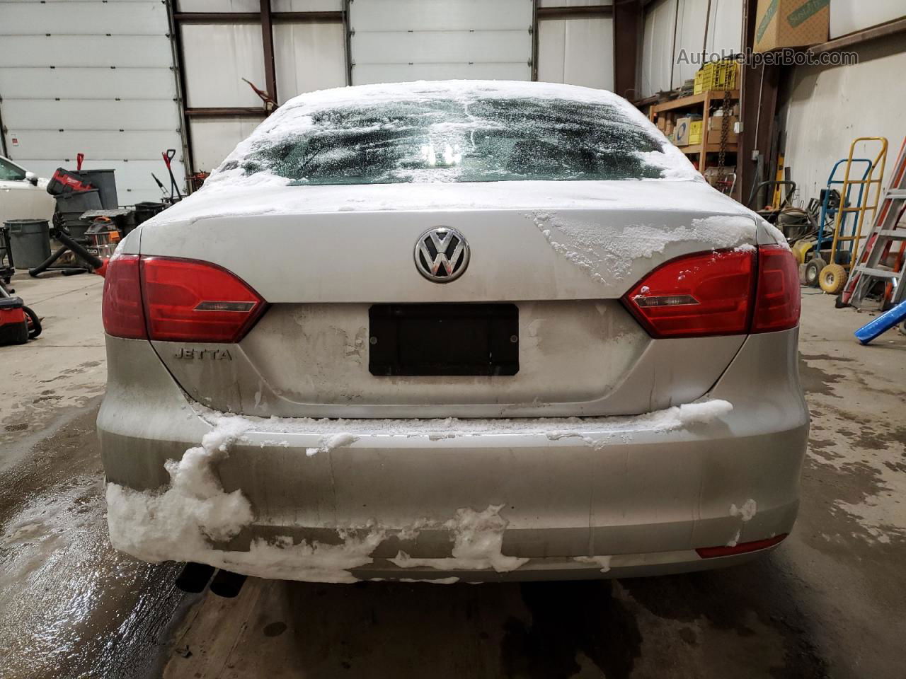 2011 Volkswagen Jetta  Silver vin: 3VWDK7AJ7BM311210