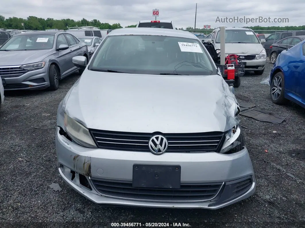 2013 Volkswagen Jetta 2.5l Se Серебряный vin: 3VWDP7AJ0DM394886