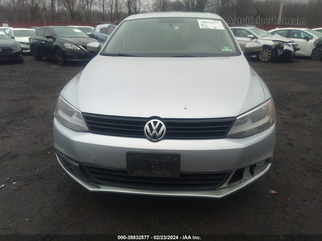 2012 Volkswagen Jetta 2.5l Se Silver vin: 3VWDP7AJ8CM120494