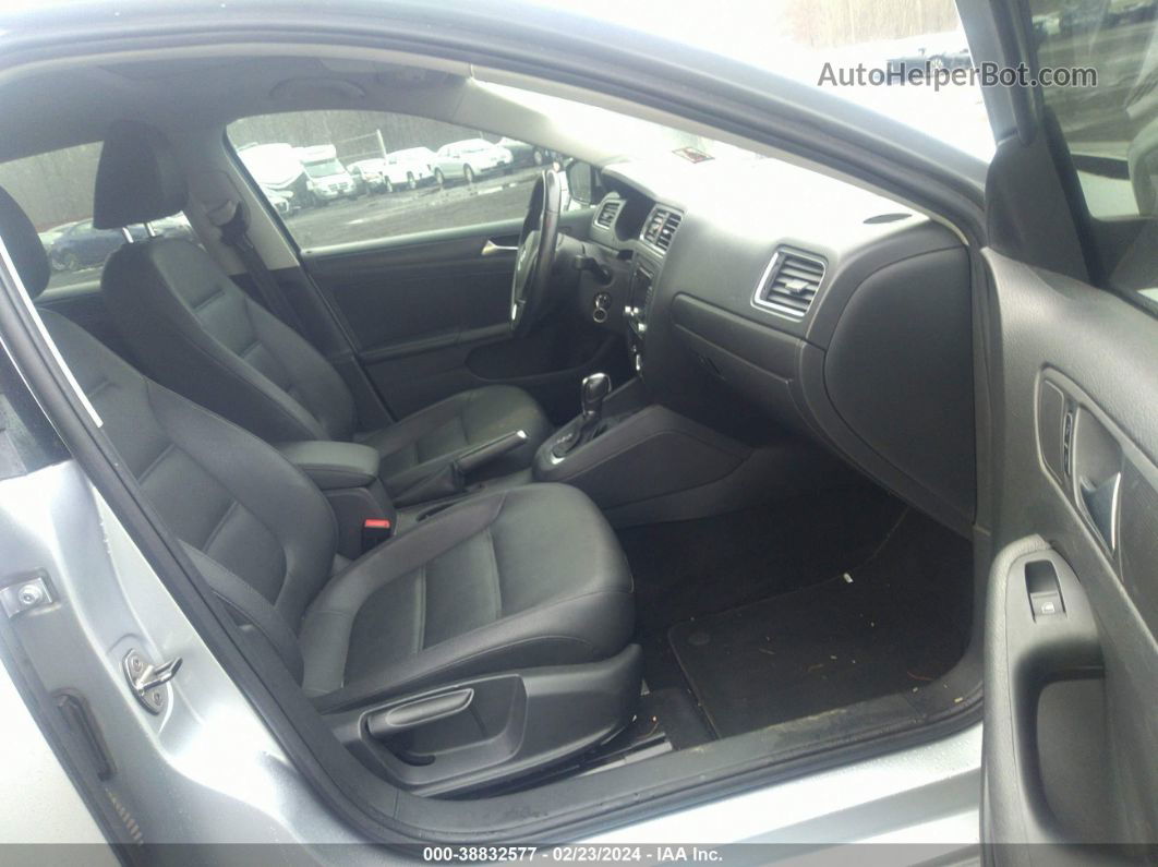 2012 Volkswagen Jetta 2.5l Se Серебряный vin: 3VWDP7AJ8CM120494