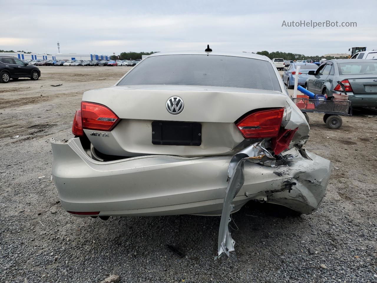 2011 Volkswagen Jetta Se Beige vin: 3VWDX7AJ0BM338573