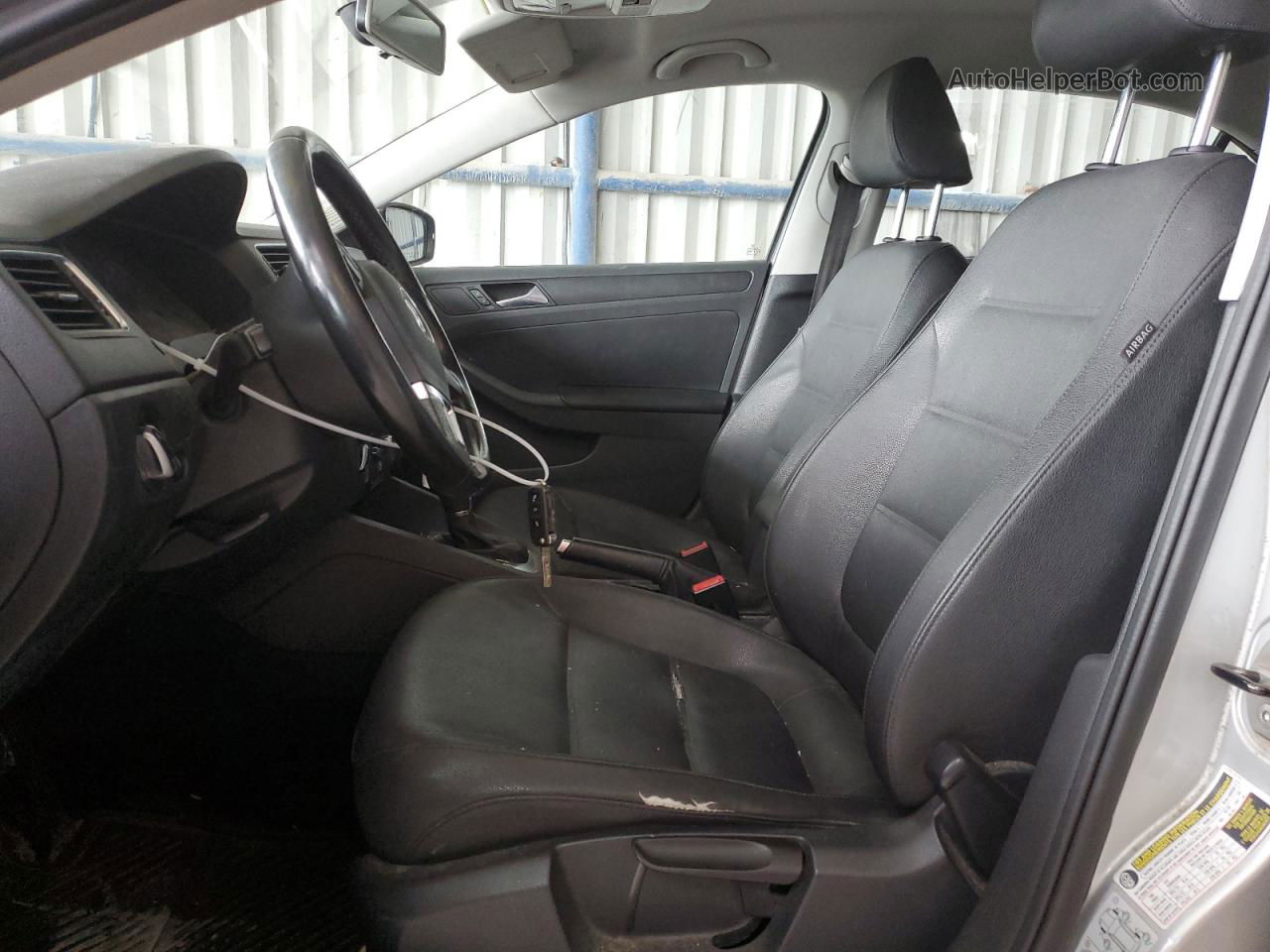 2011 Volkswagen Jetta Se Серебряный vin: 3VWDX7AJ2BM109411