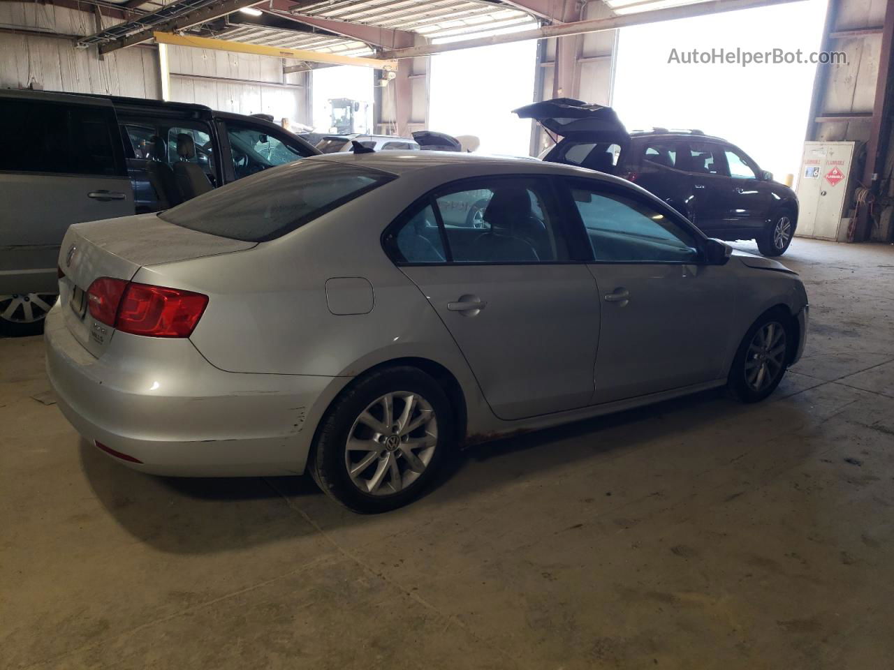 2011 Volkswagen Jetta Se Серебряный vin: 3VWDX7AJ4BM397352