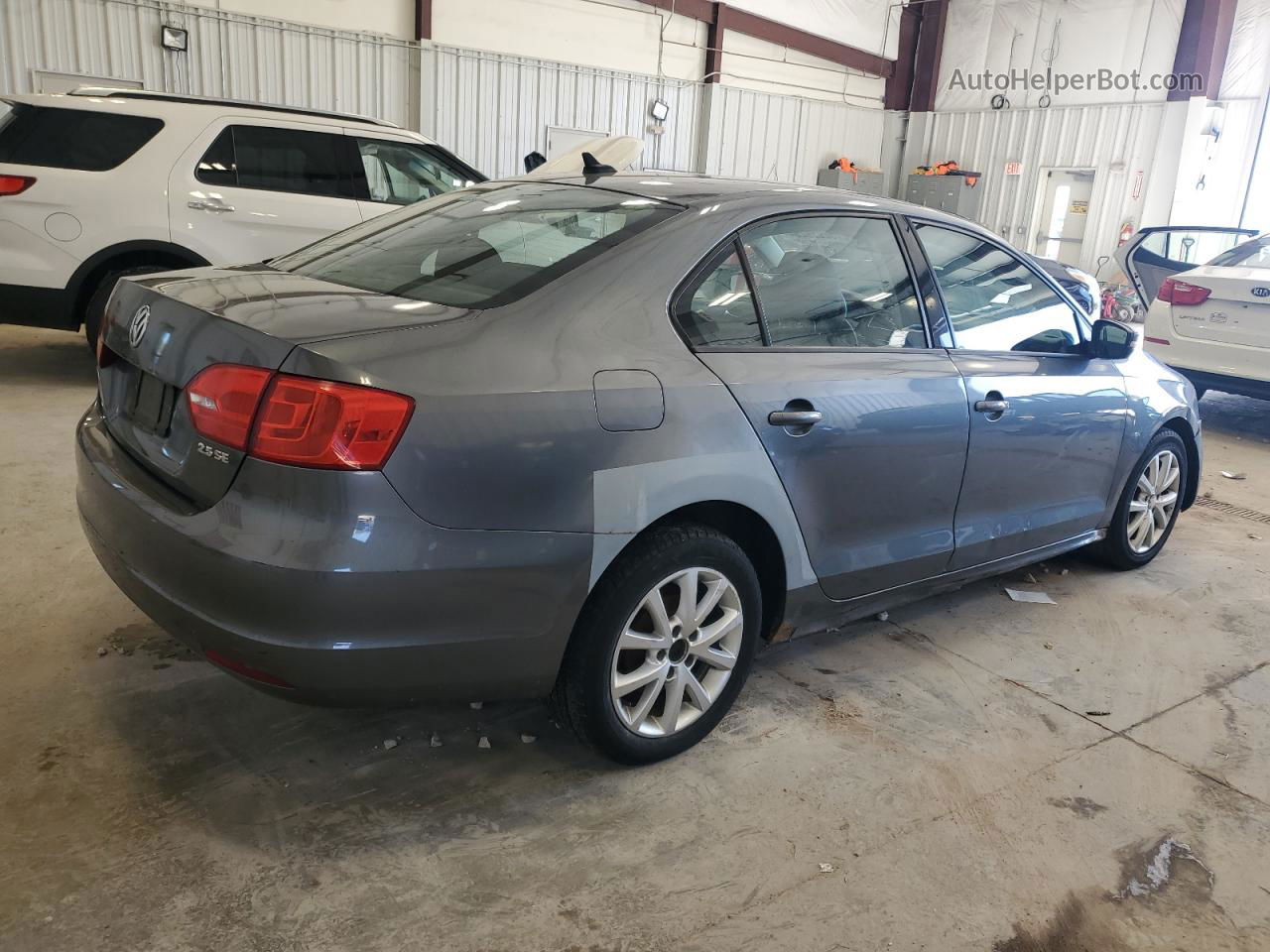 2011 Volkswagen Jetta Se Gray vin: 3VWDX7AJ5BM355191