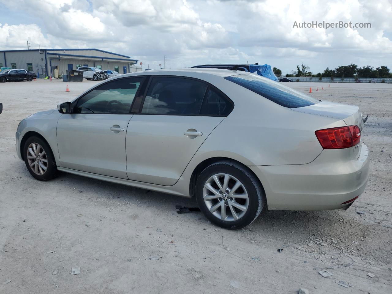 2011 Volkswagen Jetta Se Beige vin: 3VWDX7AJ9BM316328