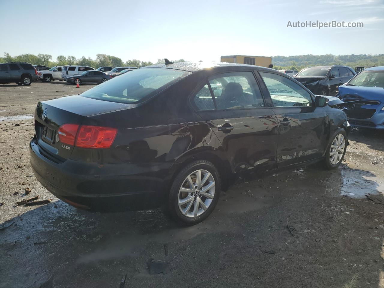 2011 Volkswagen Jetta Se Black vin: 3VWDX7AJ9BM324977