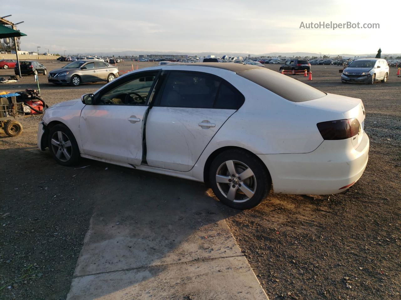 2011 Volkswagen Jetta Se White vin: 3VWDZ7AJ5BM048808