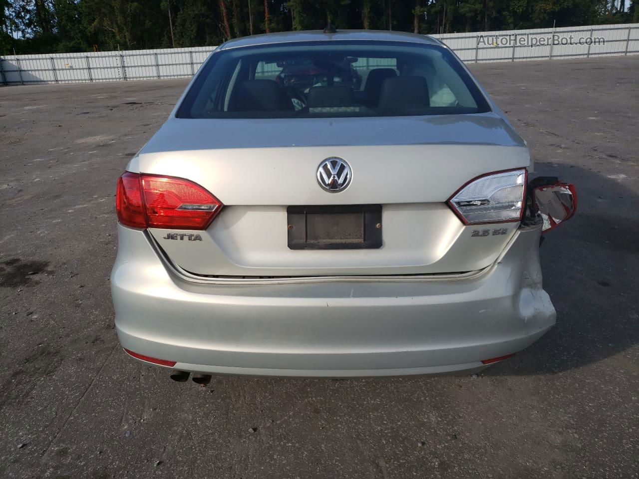 2011 Volkswagen Jetta Se Серебряный vin: 3VWDZ7AJ6BM315695