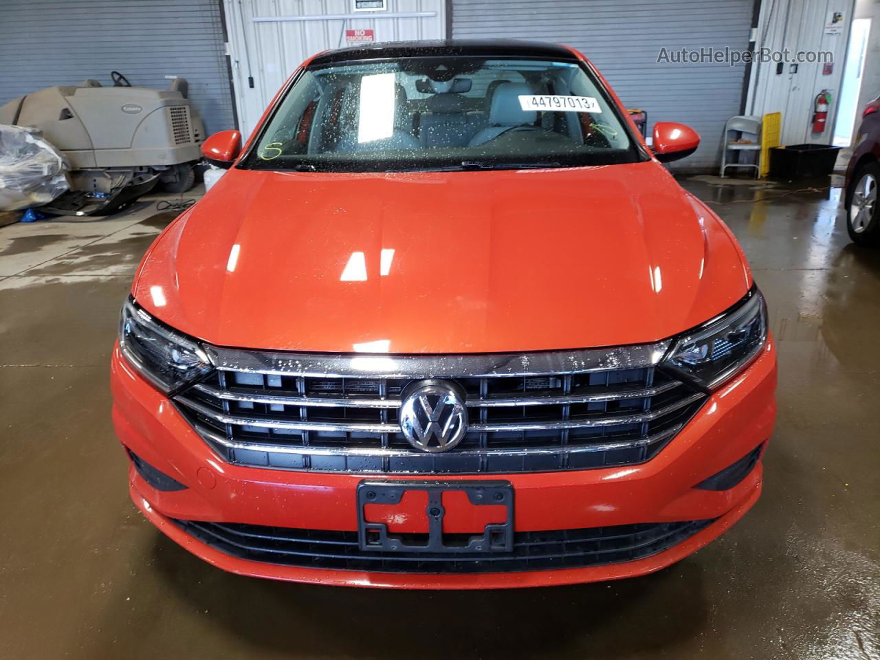 2019 Volkswagen Jetta Sel Orange vin: 3VWE57BU0KM063094