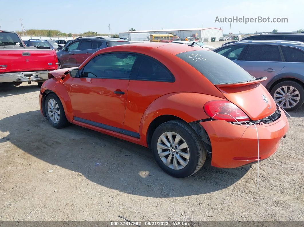 2016 Volkswagen Beetle 1.8t S Оранжевый vin: 3VWF07AT8GM618148