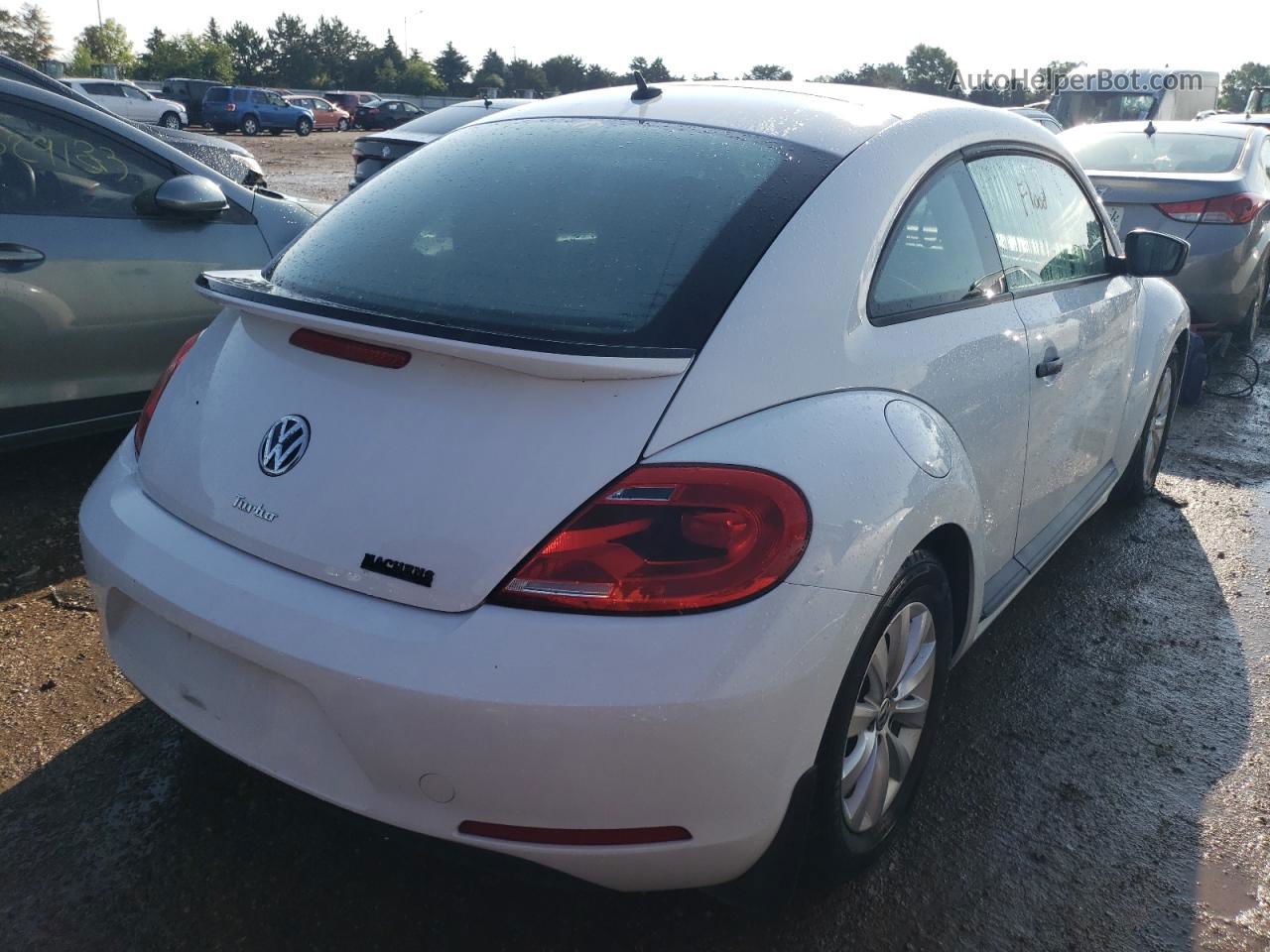 2016 Volkswagen Beetle 1.8t White vin: 3VWF17AT0GM602555