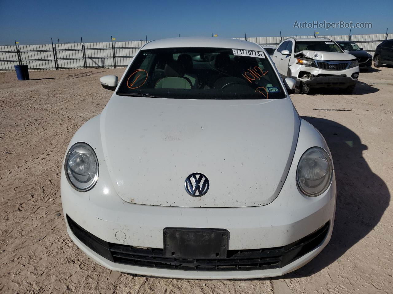 2016 Volkswagen Beetle 1.8t White vin: 3VWF17AT1GM633250