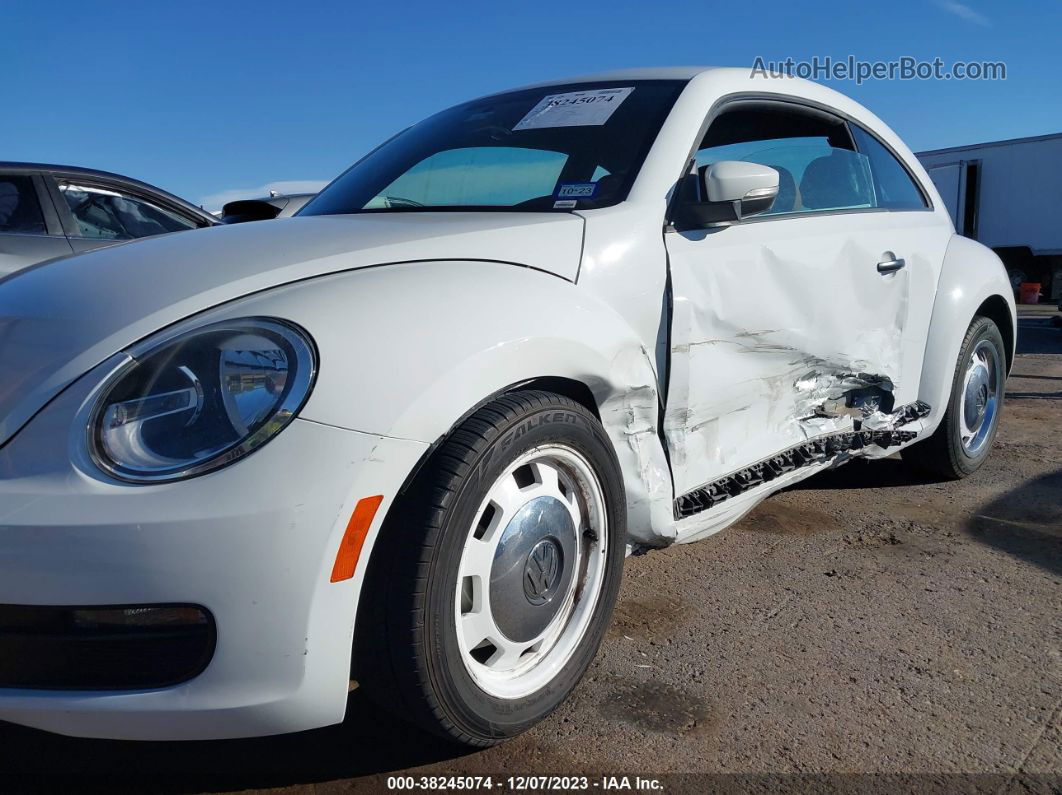 2016 Volkswagen Beetle 1.8t Classic White vin: 3VWF17AT2GM638232