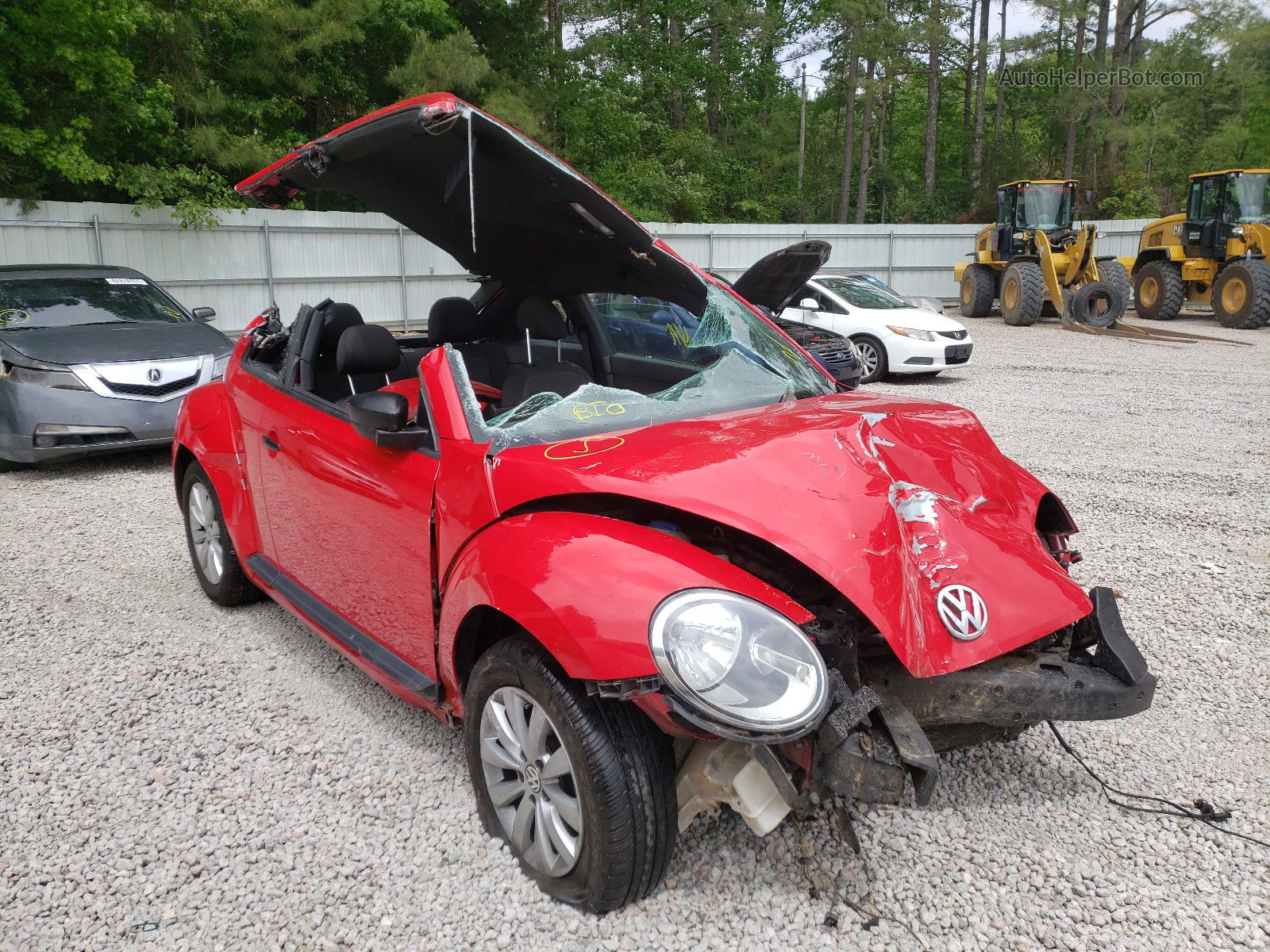 2014 Volkswagen Beetle  Red vin: 3VWF17AT3EM641735