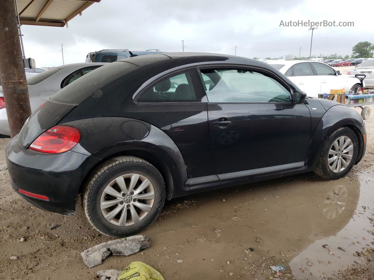 2016 Volkswagen Beetle 1.8t Black vin: 3VWF17AT3GM604476