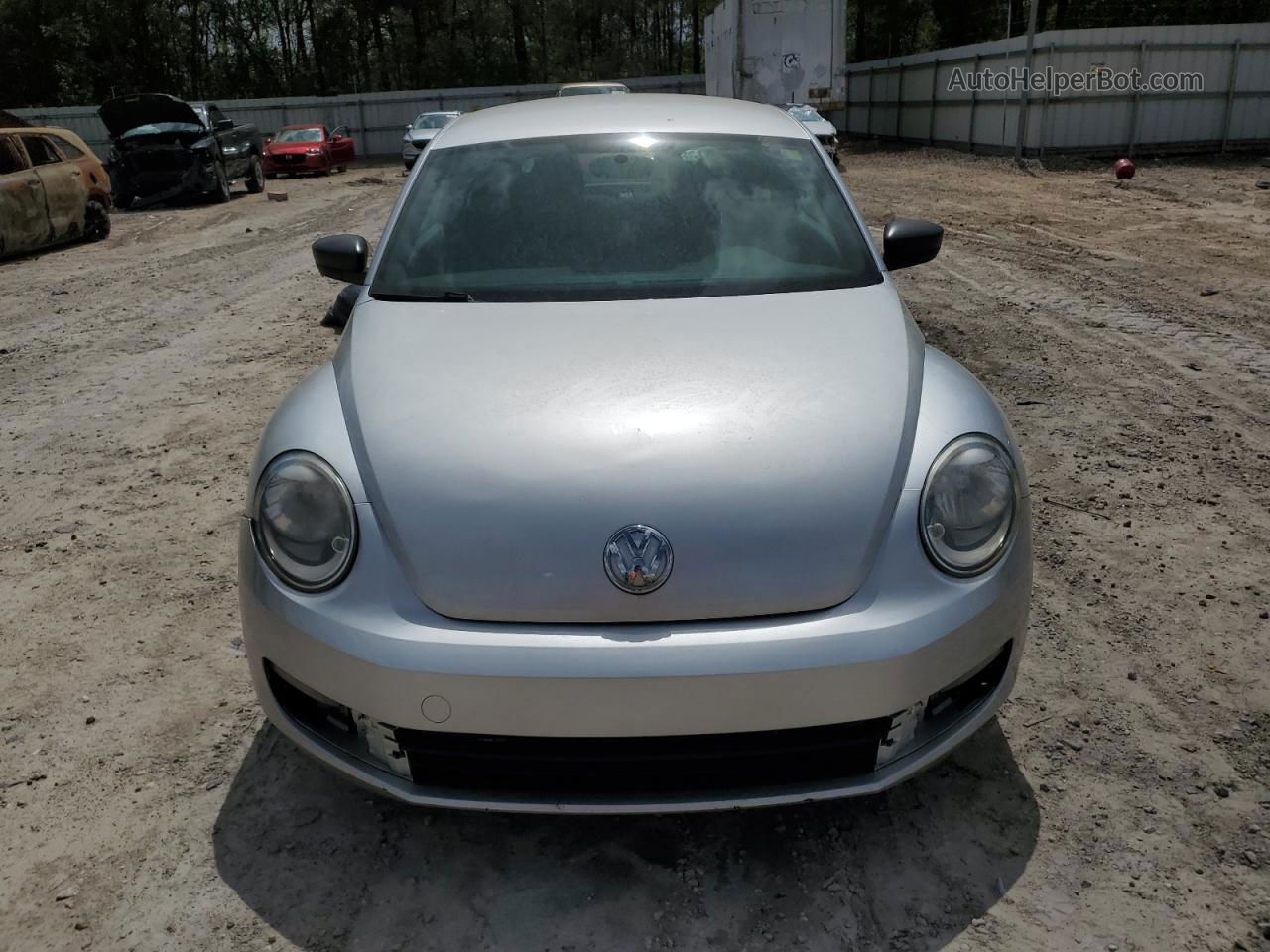 2014 Volkswagen Beetle  Серебряный vin: 3VWF17AT4EM652064