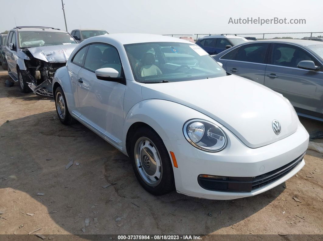 2016 Volkswagen Beetle Coupe 1.8t Classic White vin: 3VWF17AT4GM631525