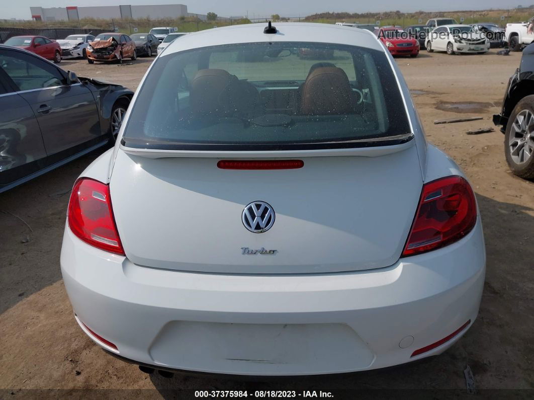 2016 Volkswagen Beetle Coupe 1.8t Classic Белый vin: 3VWF17AT4GM631525